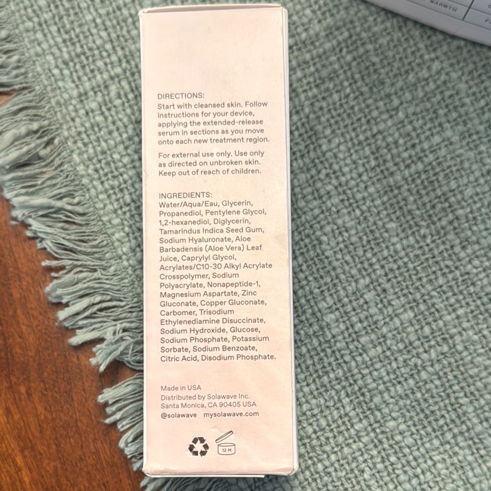 Solawave Pink Skincare Tool with Elegant Design With Activating Serum - Picture 6 of 8